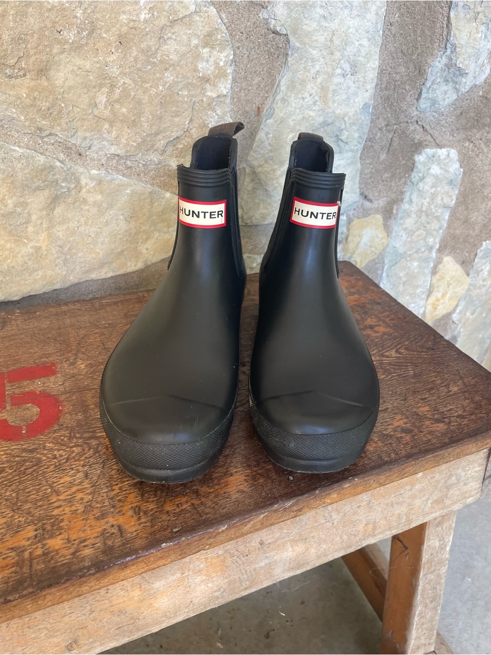 Hunter Women's Black Chelsea Short Rain Boots with Logo